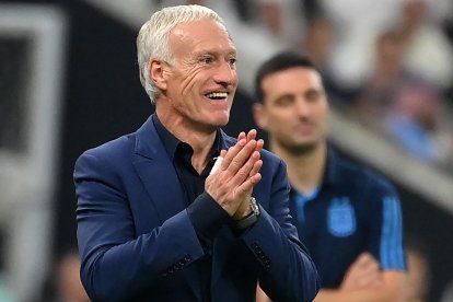 Didier Deschamps continuará en el banquillo de Francia hasta el Mundial de Canadá, Estados Unidos y México.