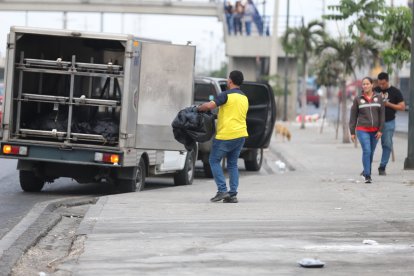 Los restos estaban en una mochila, sábanas y fundas.