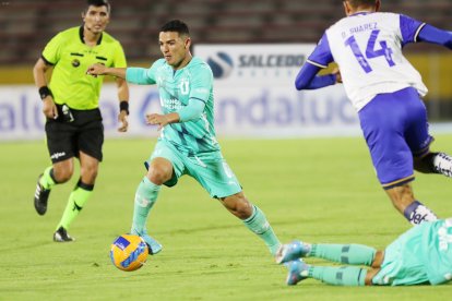 Alexander Alvarado jugará su segunda temporada en Liga de Quito.