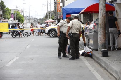 Al mediodía de este domingo, otro hombre fue asesinado en el Guasmo.