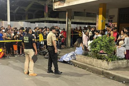 Familiares de Cristopher Matailo Suárez lloraron y gritaron al ver a su ser querido ‘tieso’.