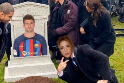 Meme en el que Shakira va al entierro de Piqué.