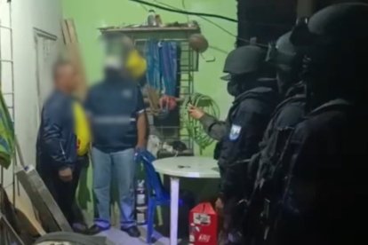 La Fiscalía difundió que los allanamientos fueron ejecutados la madrugada de este jueves 12 de enero, en Babahoyo.