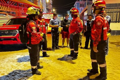 Socorristas y autoridades policiales señalaron que la playa se encontraba con bandera roja.