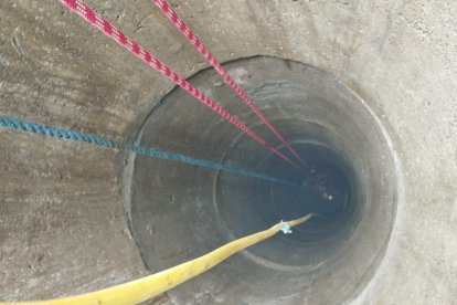 El reservorio en el que laboraba Jairo tendría unos 25 metros de profundidad.