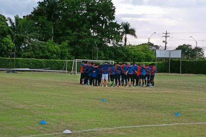 La sub-20 de Ecuador en concentración.