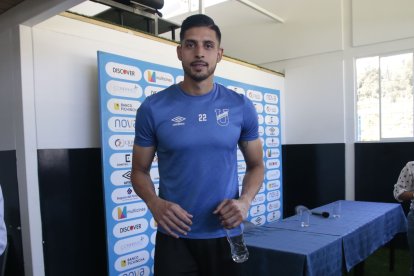 El arquero venezolano Rafael Romo sumó experiencia en Europa y la pondrá al servicio de la Universidad Católica.