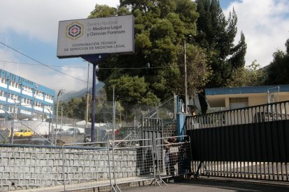 El cuerpo fue llevado hasta la morgue de la ciudad.