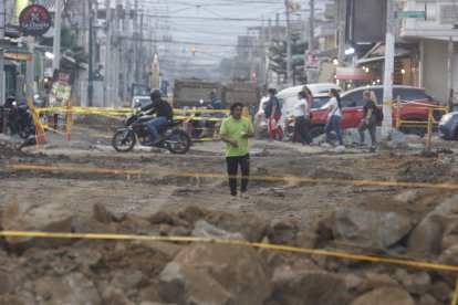 La calle Argentina, desde la 19 hasta la 25, se encuentra en reparación desde mayo de 2022.