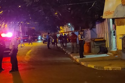 Manabí: Un hombre fue baleado en el portal de una casa