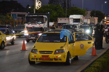Cuando trasladaba a pasajeros en el trayecto Pasaje-Machala, a Hernán David Aguilar Cevallos le dispararon en la cabeza.