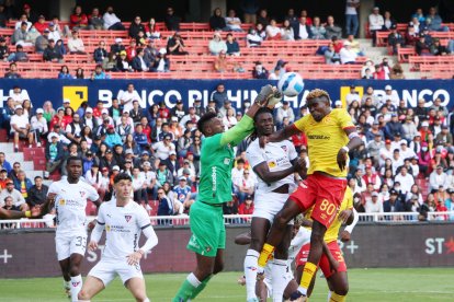 Liga de Quito empató 0-0 con Aucas y lo eliminó de la Copa de Campeones.