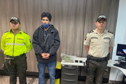 El joven, al parecer, se dedicaba a vender marihuana en parques de Tumbaco.