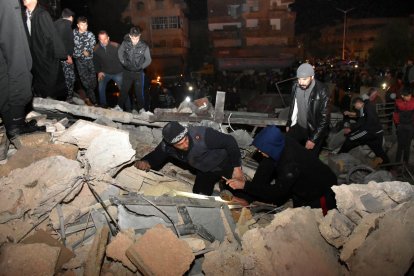 Turquía y Siria tras el terremoto reportó 1.941 muertos.