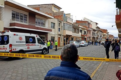 El delito lo habrían cometido mientras cumplían el servicio de patrullaje.