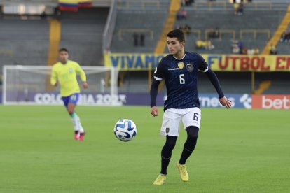 Yeltzin Erique ha sido uno de los titulares de la sub-20 de Ecuador, en el Sudamericano de Colombia.