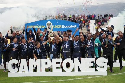 Latacunga 11 de febrero 2023 estadio la Cocha Independiente se enfrenta al Aucas por la super Copa Ecuador.