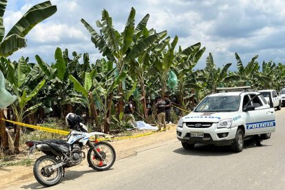 El cuerpo presentaba huellas de tortura y heridas de balazos.