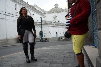 Algunas sexoservidoras están en estado de gestación y otras son adultas mayores.