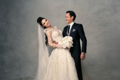 Marc Anthony se casó con la exreina de belleza Nadia Ferreira.