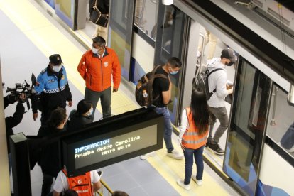 Un informe con fecha de 13 de febrero muestra fechas de funcionamiento del sistema de transporte que no concuerdan con lo ofrecido por el cabildo.