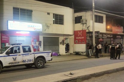 A los tres extranjeros los ‘liquidaron’ en la ciudadela Costa Azul, en Manta.