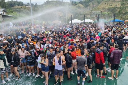 Se vive con alegría y entre juegos y eventos musicales junto a platos típicos de comida tradicional y ancestral.