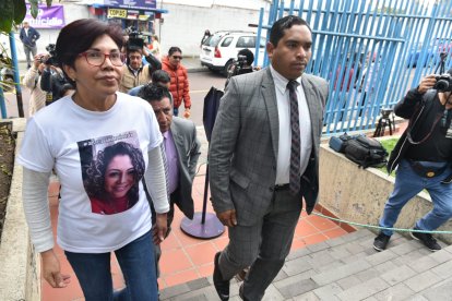 La madre de la víctima y sus abogados dicen que este es el primer paso para hacer justicia en el caso.