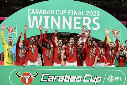 Manchester United venció 2-0 a Newcastle, con gol de Casemiro y autogol de Sven Botman.