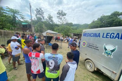 La víctima quedó cerca de una cancha de tierra.