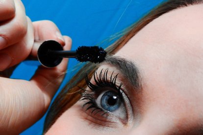 Para tener unas bonitas pestañas, un buen rímel es tu mejor aliado.