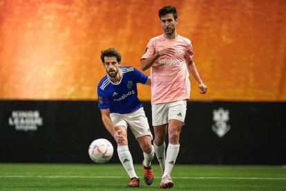 Alberto Bueno, delantero del club 1K, es el goleador de la Kings League, con 11 anotaciones.