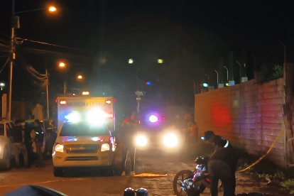 Motociclista fue baleado en la Jaime Roldós, de La Libertad.