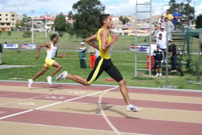 La pista en su época fue sede de competencias nacionales e internacionales de atletismo.