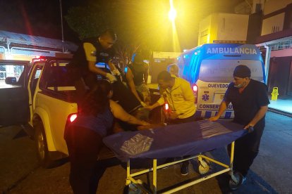 La policía levantó indicios en el lugar de los hechos.