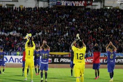 La noche del sábado 11 de marzo, Deportivo Quito se impuso al equipo sub-19 de Liga de Quito en la fiesta de presentación de su plantel.