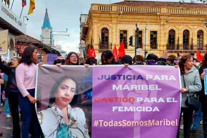 Mientras los colectivos de defensa de los derechos de la mujer y familiares, se mantienen atentos a los resultados de la búsqueda e investigaciones.