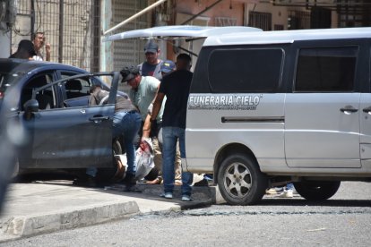 El profesional del derecho estaba por tener la audiencia de alias Sayayín, quien aún permanece recluido en la cárcel de Guayaquil.