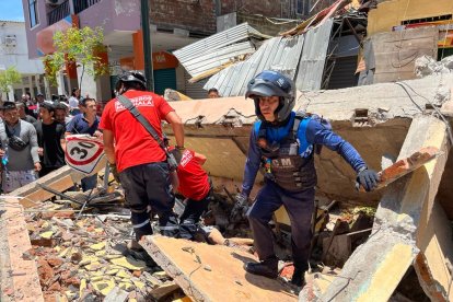 Se confirmó tres personas fallecidas.