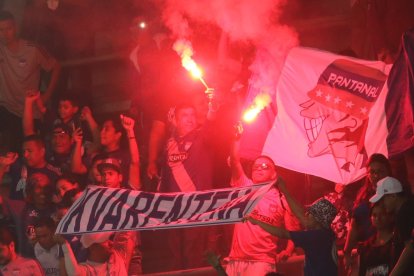 La dirigencia azul está cansada de pagar multas por culpa de los hinchas en su estadio.