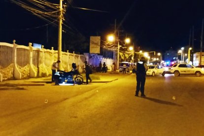 Al pie del hospital Rafael Serrano López atacaron a Wilson Javier Solís Ascencio, de 36 años.