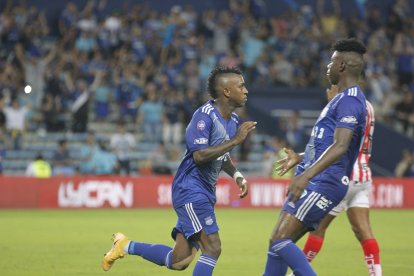 Miller Bolaños anotó el gol que pone en ventaja a Emelec