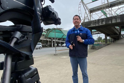José Luis Zambrano se alistaba para salir en vivo cuando fue atacado por delincuentes.