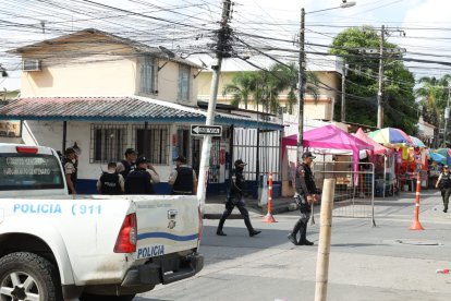 Personal policial acordonó la zona donde se produjo el ataque.