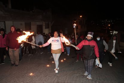 Esta es la primera de varias marchas que tienen previsto realizar los moradores.