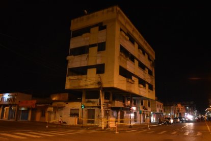 El edificio estaría a punto de venirse abajo.