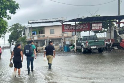 El fuerte invierno también golpea a Samborondón y sus recintos