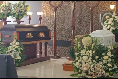 Los restos de la niña de 3 años y de su padre fueron velados en Jardines d e la Esperanza.