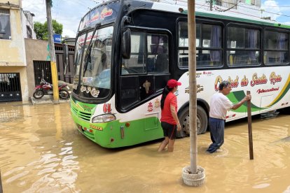 Las calles quedaron llenas de agua.