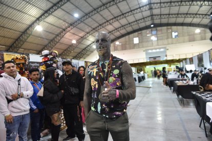 Muchos se asustan cuando ven las modificaciones corporales del francés.